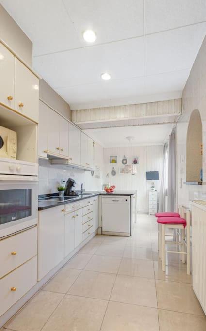 S46-Casa De Vacaciones Climatizada Con Piscina, En El Centro Junto Al Mar, Barbacoa Y Wiifi Empuriabrava Esterno foto